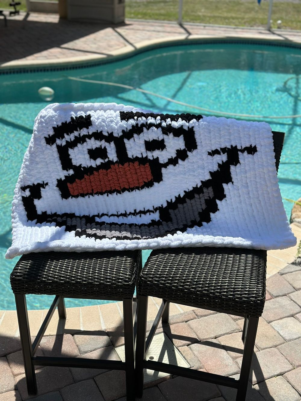 SNOWMAN Face Chunky Knit Throw